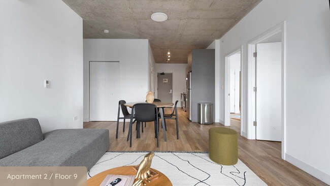 Photo - 853 W Blackhawk St Unidad ID1243849P