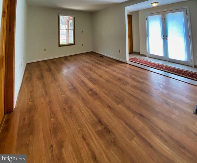 6312 Old Dominion Dr
