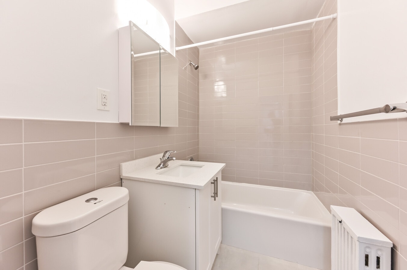 Photo - La Salle Towers Unit 00601