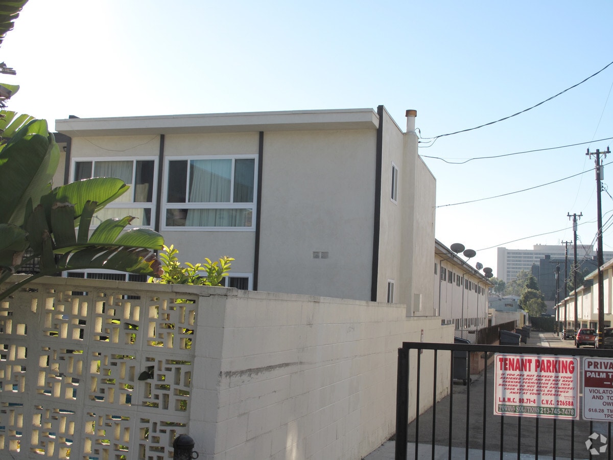 Photo - The Emerald Apartments