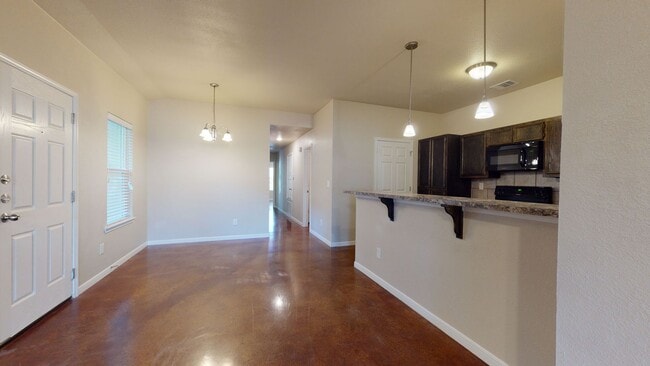 Photo - Gorgeous duplex in Harker Heights with STAINED CONCRETE FLOORING THROUGHOUT!