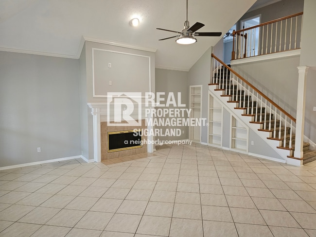 Photo - Elegant Living & Modern Comfort in Lexington Creek