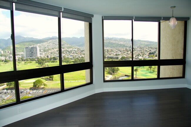 Building Photo - 2/2/2 Liliuokalani Gardens condo, Waikiki, Spacious, Great Views & Amenities Unit 1912