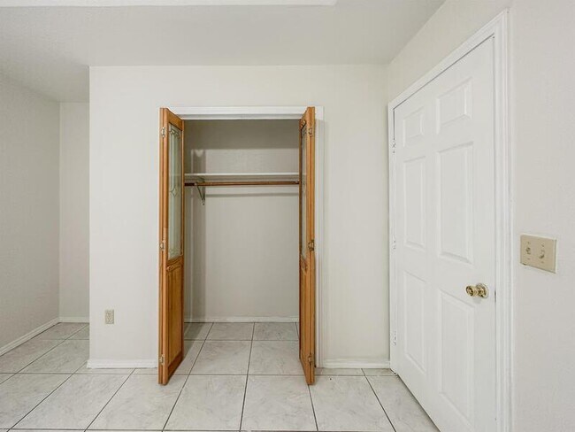 Photo - 2909 La Loma Drive