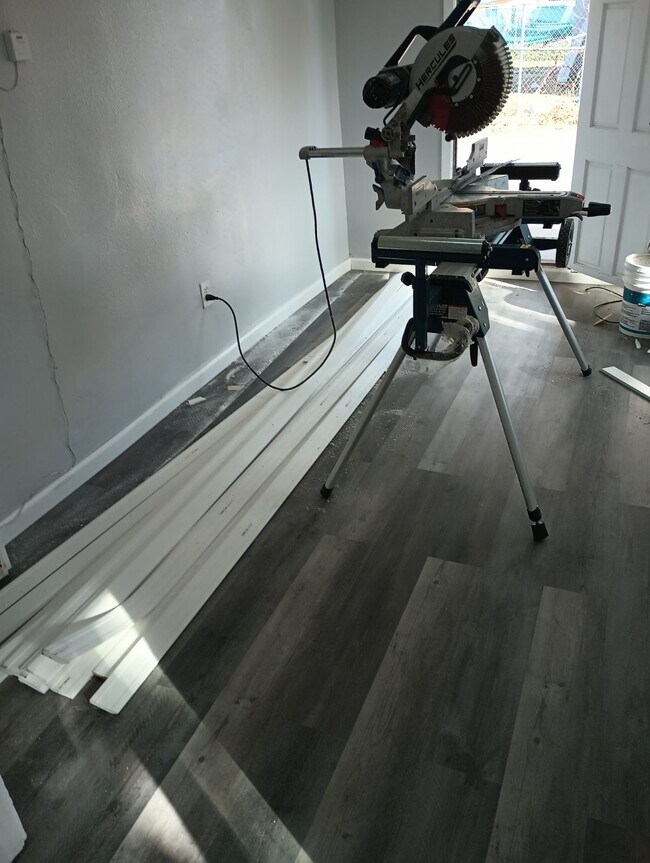 802 Castaic Ave Rental House Rental in Bakersfield, CA