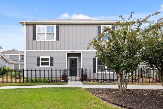 Building Photo - 10806 Quinn Ct