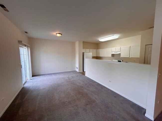 Photo - 2 Bedroom 2 Bath Townhouse in Grayslake