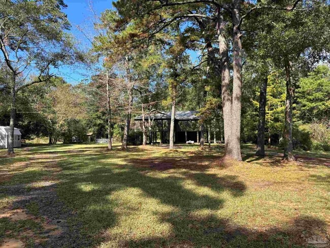 Photo - 1002 Daffin Rd