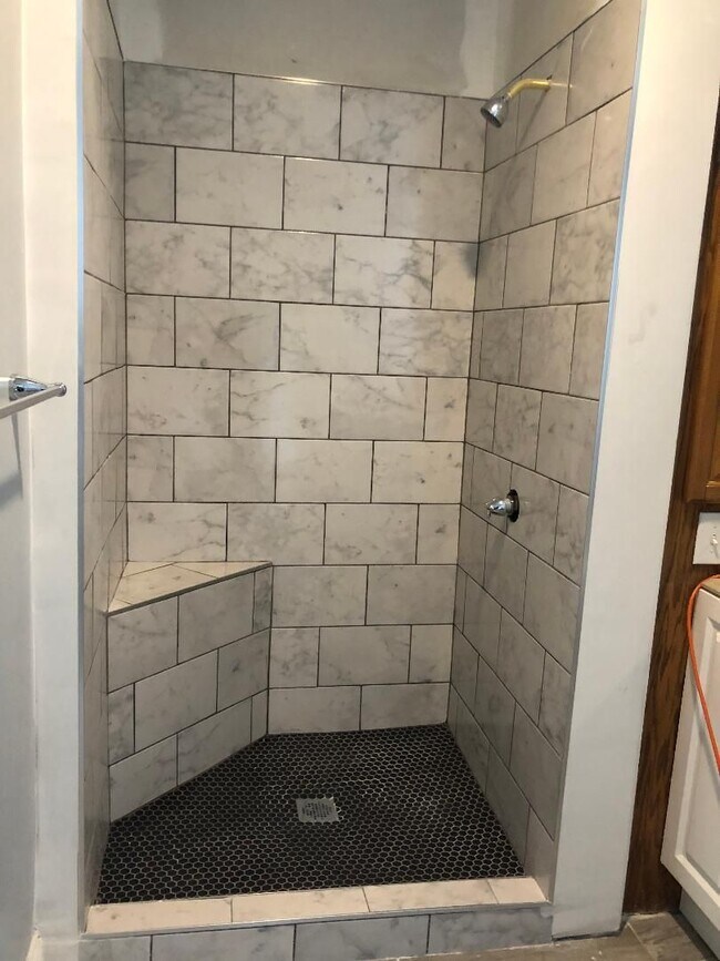 Photo - 571-573 Howell Unit Howell #1