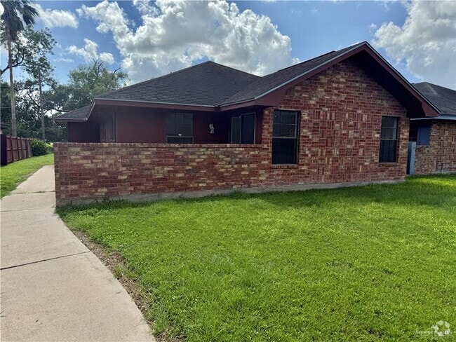 Building Photo - 608 Silva Dr Rental