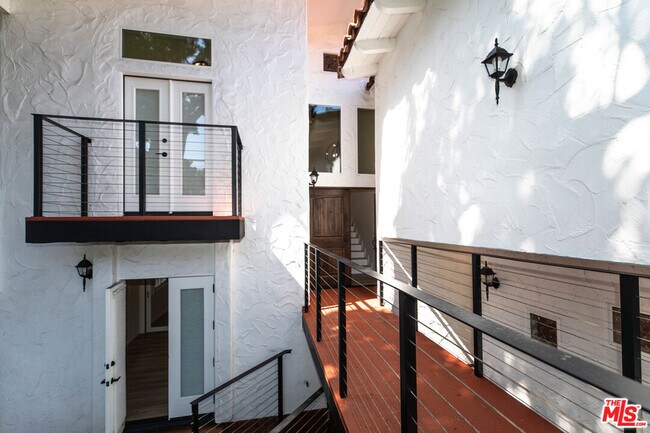 8351 Zitola Terrace