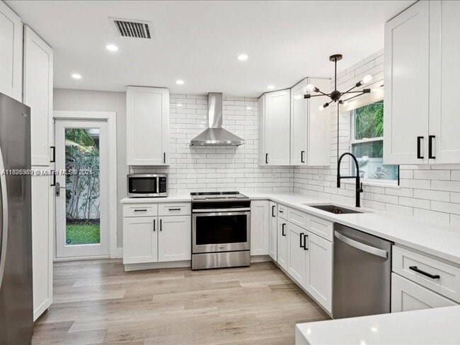 Photo - 2932 NW 8th Ave