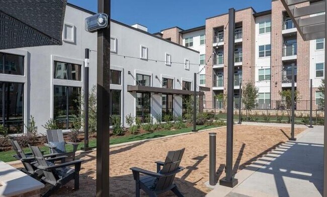 Photo - 16304 Farm to Market Rd 1325 Unidad d1