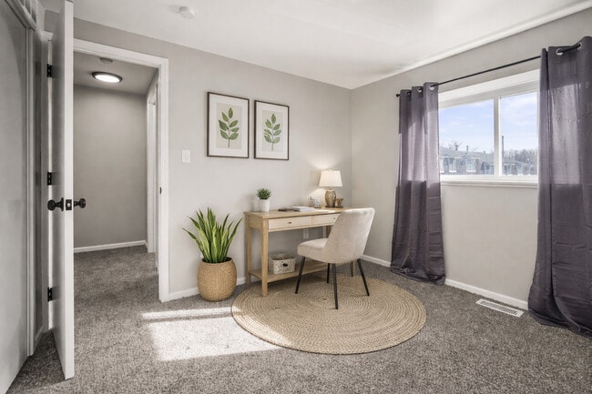 Photo - Truman Estates