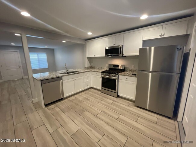 Photo - 4843 E Cambridge Ave