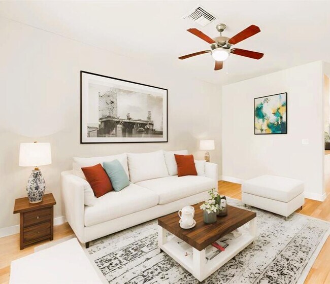 Photo - 13420 Lyndhurst St