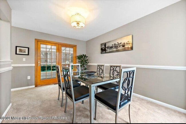 Photo - 502 Cobain Rd