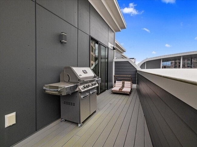 Photo - 50 Hichborn St Unit 506