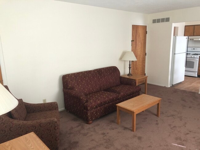 Photo - 103 E Irving St Unit B