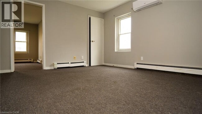 Photo - 22 Dacotah St Unit 2
