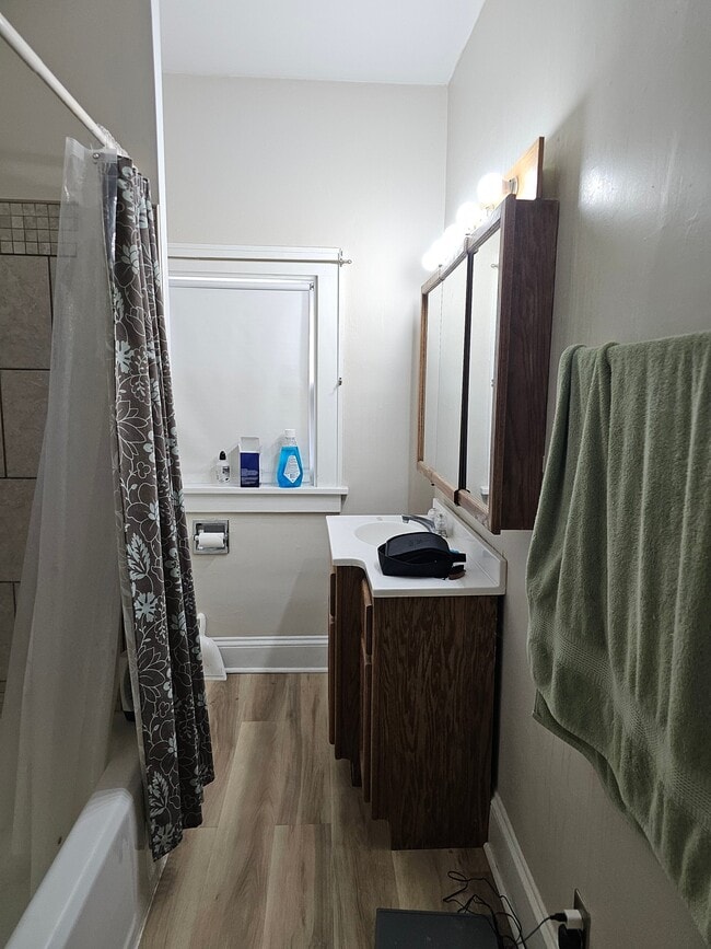 Photo - W379N5686 N Lake Rd Unit Apt. 1