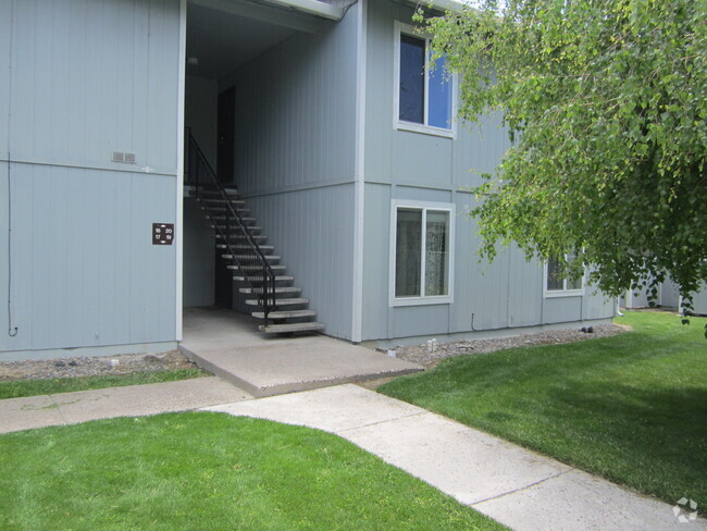 Building Photo - Ground Floor Two Bedroom Rental