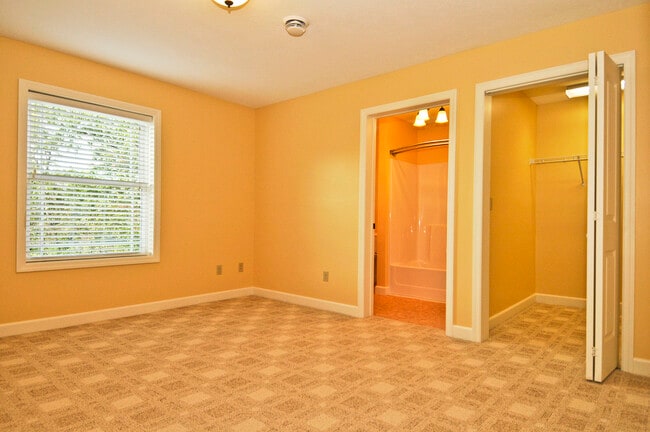 bed1 - 501 Crawford Ave Unit 202