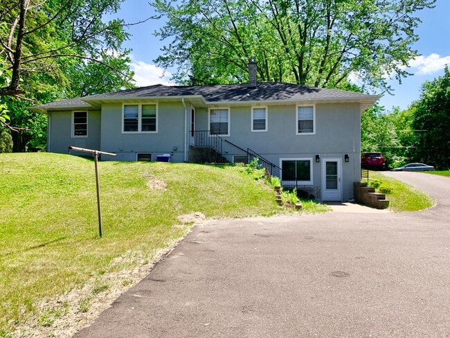 Photo - 600 Koehler Rd