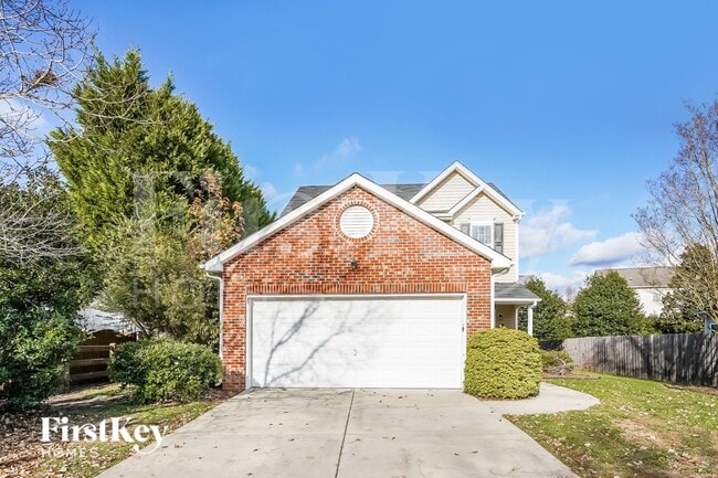 Building Photo - 6825 Winners Dr