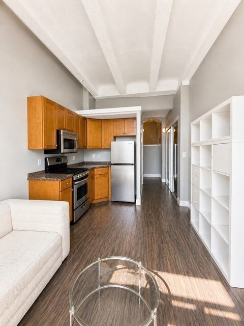 Photo - 12 Stoneholm St Unit 428