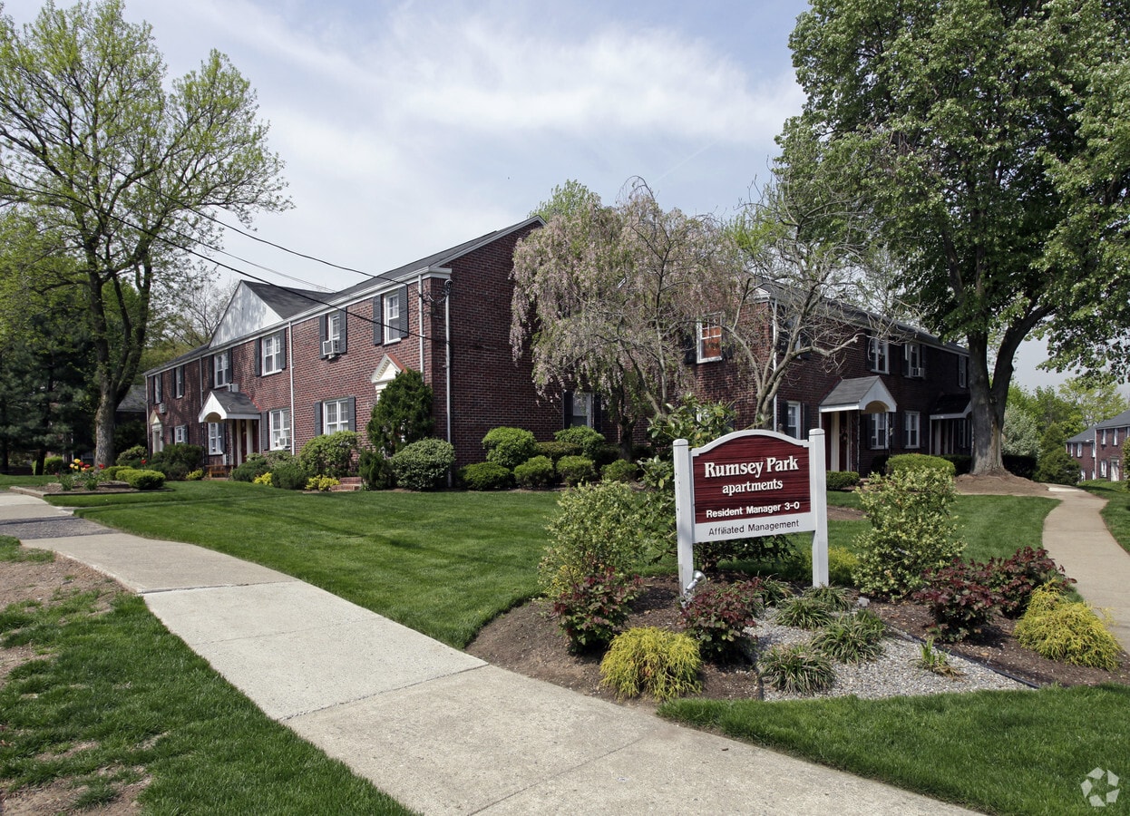 Rumsey Park Apts. - Rumsey Park Apts.