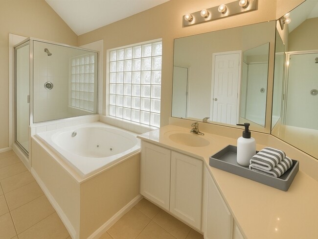 Photo - 8002 Cross Trail Dr