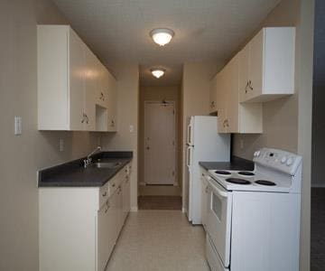 Photo - McKenzie Pointe