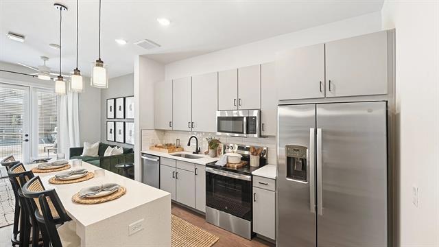 Building Photo - 1735 N Greenville Ave Unit 2228