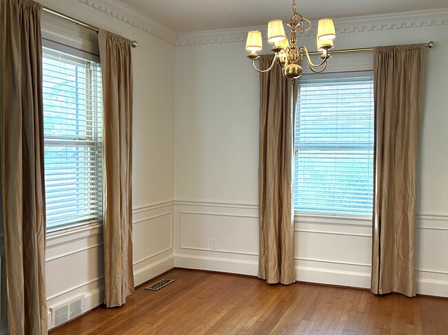 Photo - 207 Kensington Rd