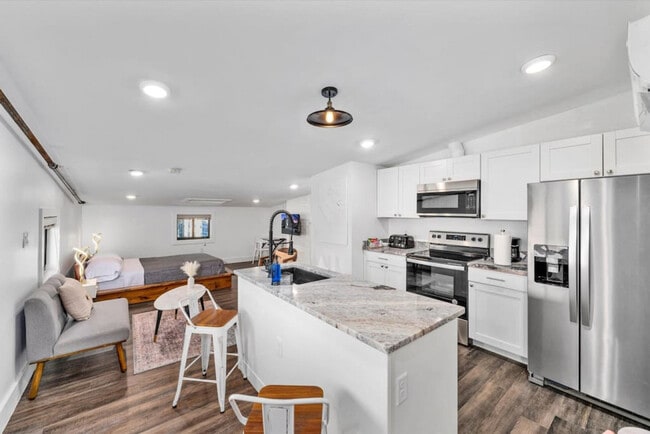 Photo - 18 W Elder St Unidad ID1056100P