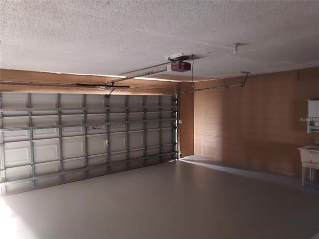 Photo - 2001 Groveland Rd