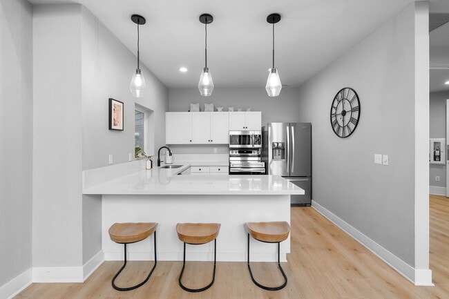 Center Pointe Apartment Homes