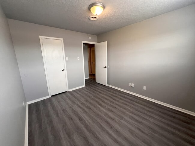 Photo - 4607 Yorkshire Dr Unit Yorkshire Drive