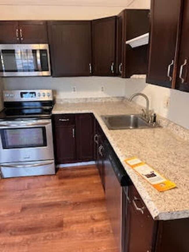 Photo - Just minutes away from IUPUI's campus and downtown,