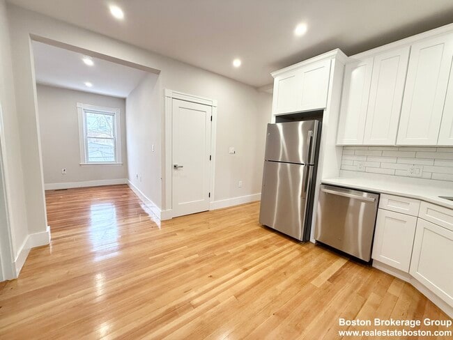 Photo - 36 Raven St Unit #1