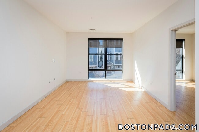 Photo - 320 D St Unidad 123
