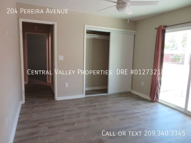 Photo - 204 Pereira Ave