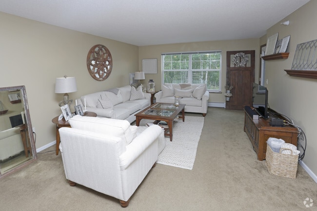 1BR, 1BA - 793 SF