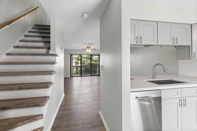 Photo - Spacious 3 Bedroom Townhome Available Now!