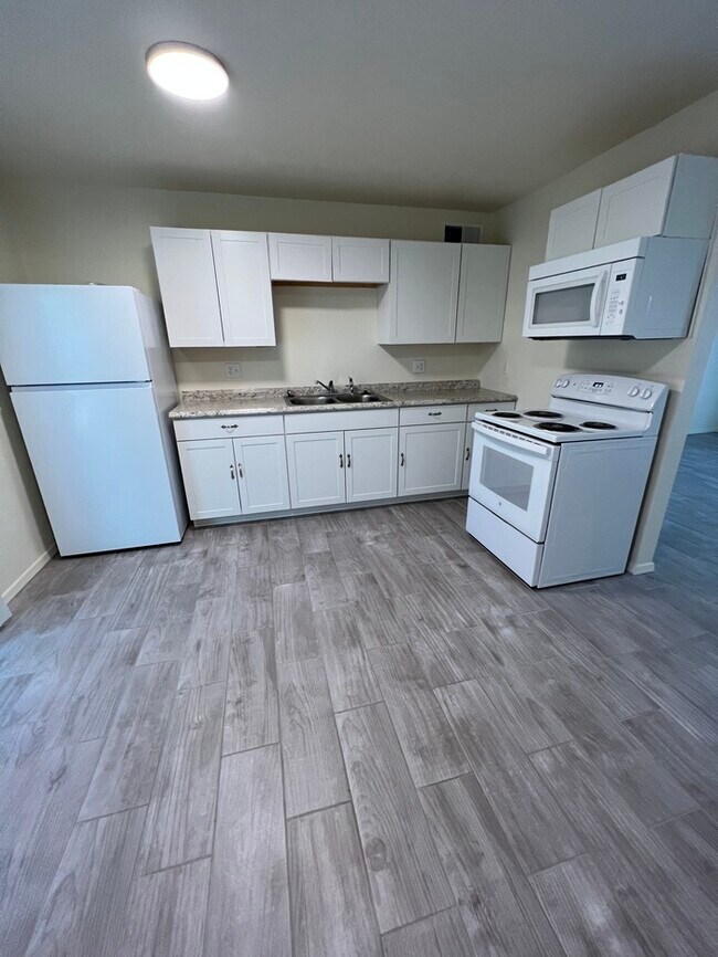 Photo - Townhome For Rent