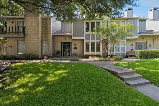 Building Photo - 7518 Woodthrush Dr Unit 17