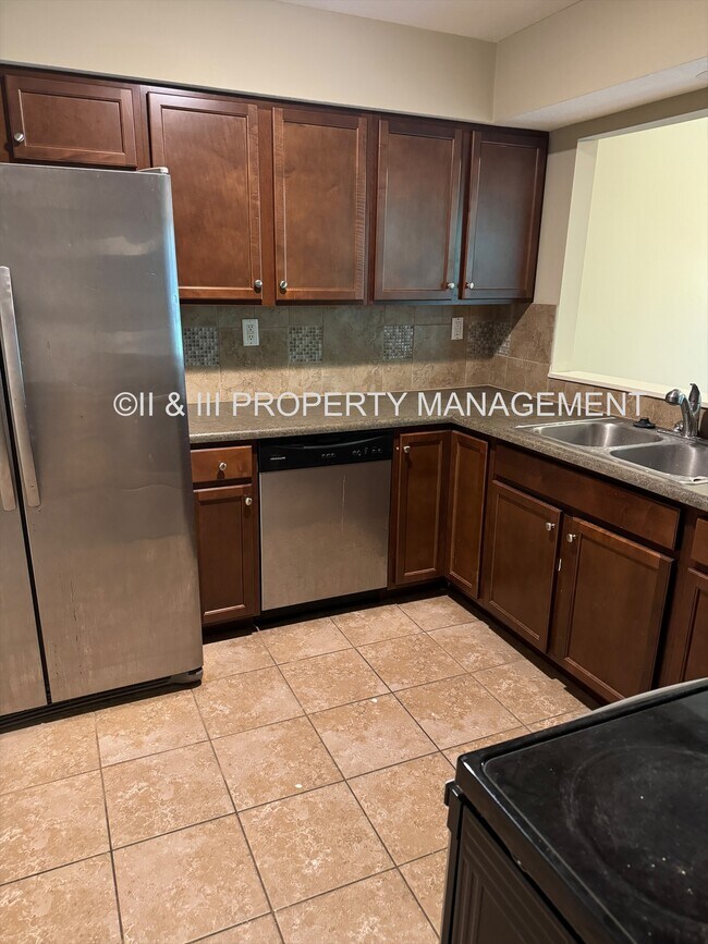 Photo - 1306 E 123rd Terrace