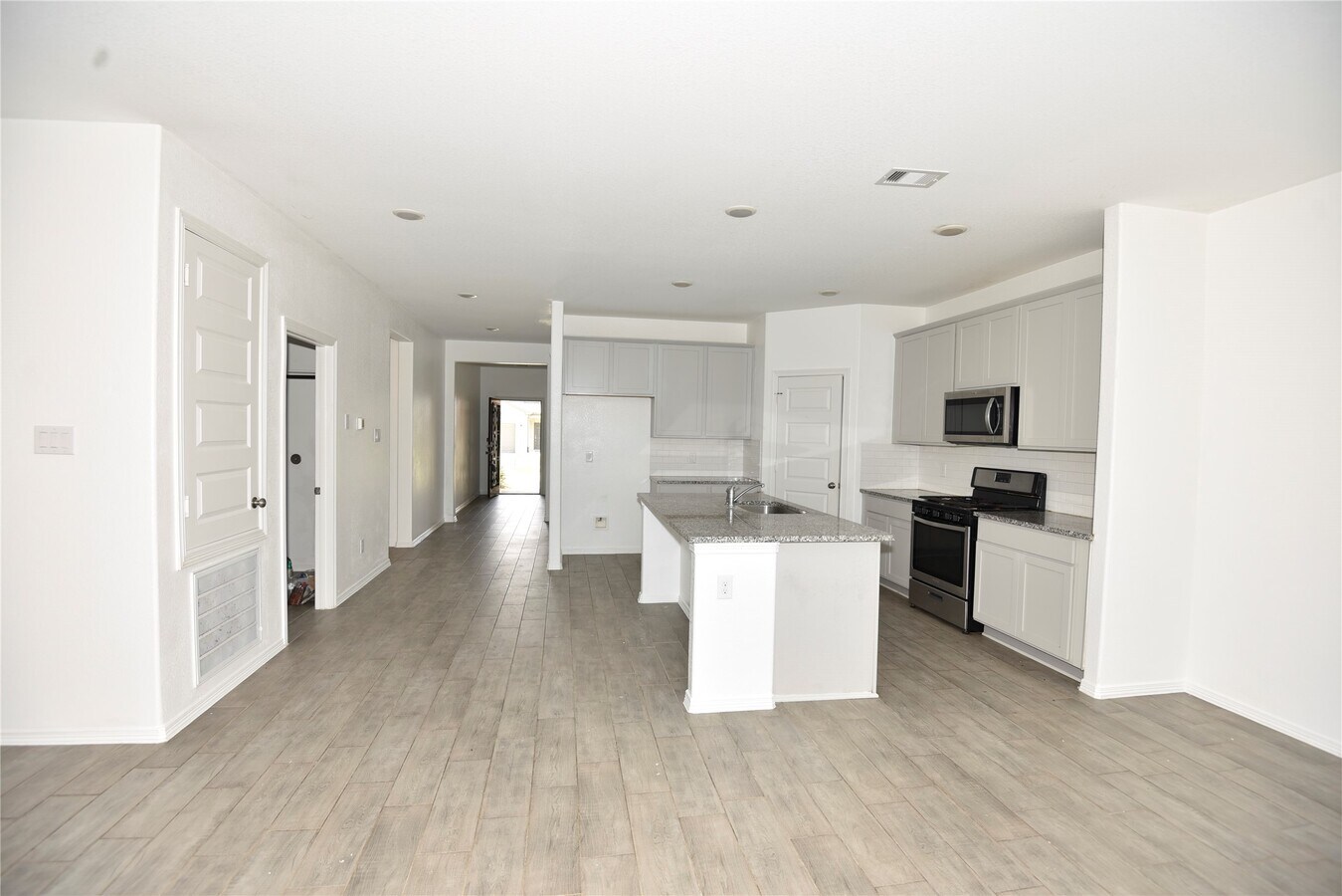 Photo - 23006 Forebear Dr