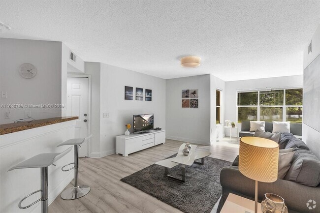 Building Photo - 12980 Vista Isles Dr Unit 317 Rental
